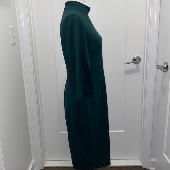 ✨SALE✨NWT! Green Calvin Klein Split Sleeve Sheath Dress - Picture 5 of 10